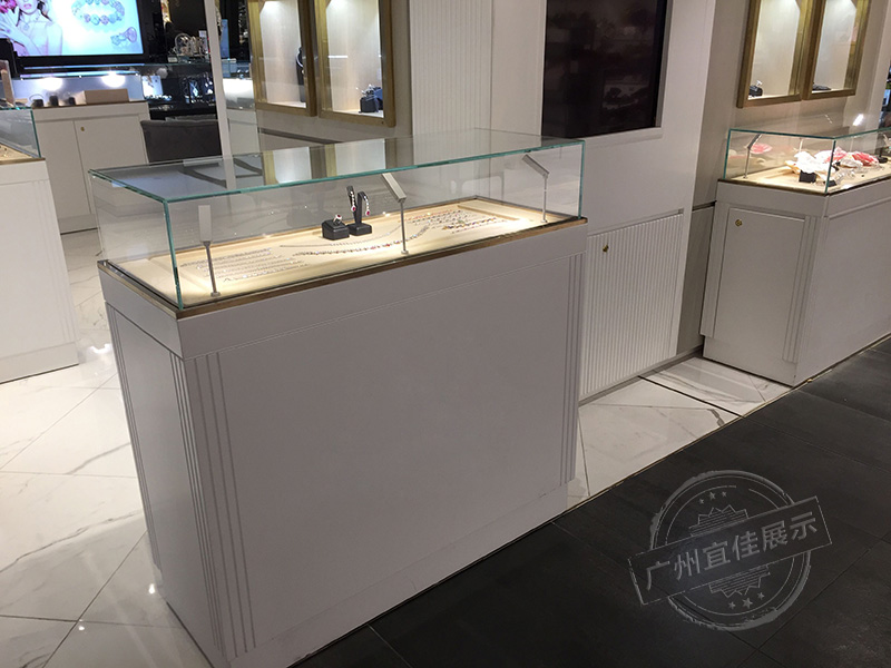 玻璃珠宝展柜