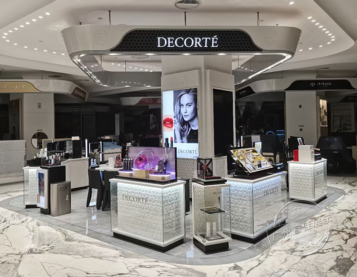 黛珂DECORTE 化妆品展柜